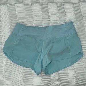 Lululemon Speed Up Low Rise Lined Short 2.5” size 4